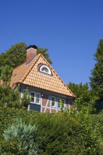 Old half-timbered house in the Treppenviertel, residential building, Blankenese district, Hamburg,