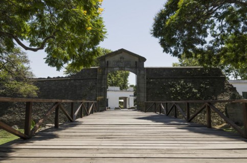 Puerta de la Ciudadela (Gate of the citadel) of Colonia del Sacramento in Uruguay