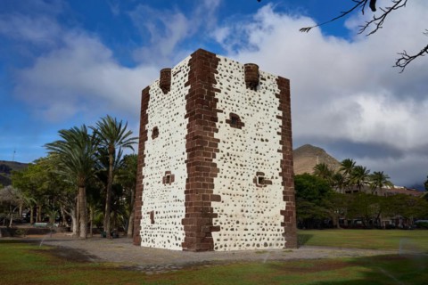 Torre del Conde, Tower of the Count, medieval defence defence tower in the park, Parque de la