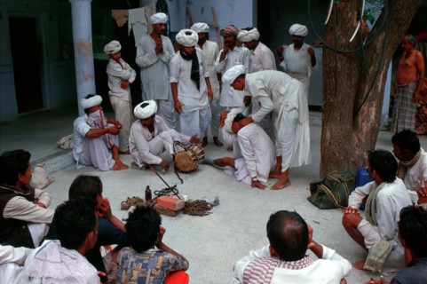 Traditional healer, exorcising an evil spirit, hindu man, Rajasthan, India, Asia