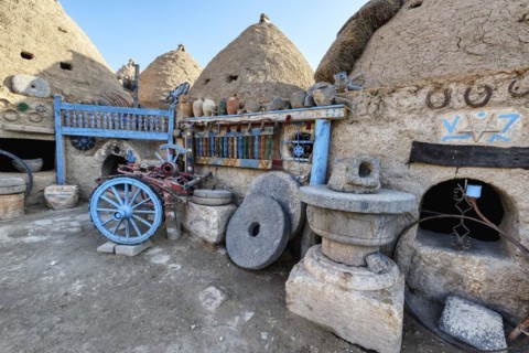 Traditional mud brick houses in the form of beehives, Harran, Turkey, Asia