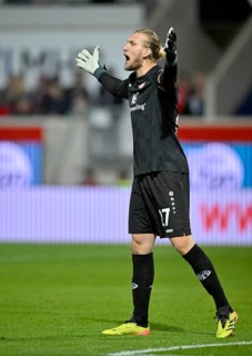 Goalkeeper Robin Zentner 1. FSV Mainz 05 (27) Gesture Gesture Voith-Arena, Heidenheim,