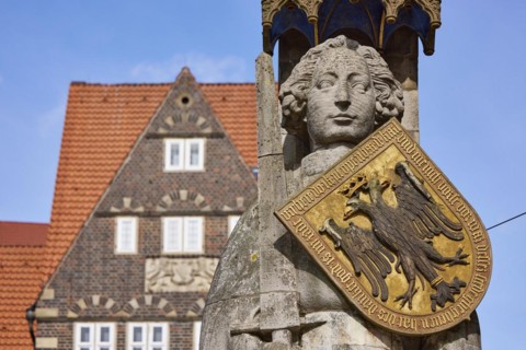 Head, sword and coat of arms of the Bremen Roland in Bremen, Hanseatic city, federal state of