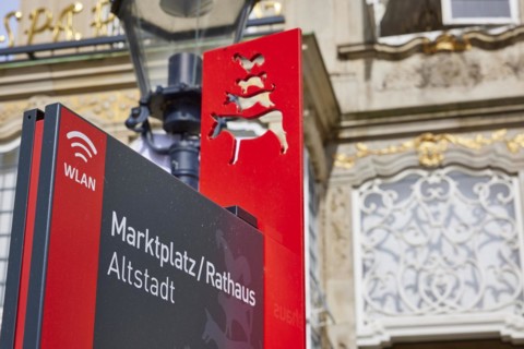 Sign for the market square, town hall and historic city centre as well as signs for WLAN in Bremen,