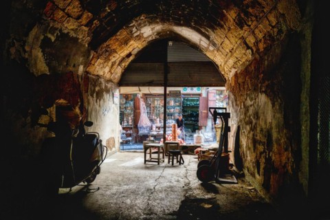 Shops in the Gaziantep bazaar, Turkey, Asia