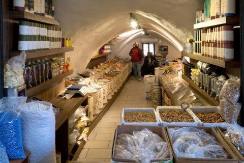 Dried fruits shops in the bazaar, Mardin, Turkey, Asia