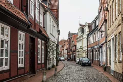 Half-timbered houses and alley in the old town, Buxtehude, Altes Land, Lower Saxony, Germany,
