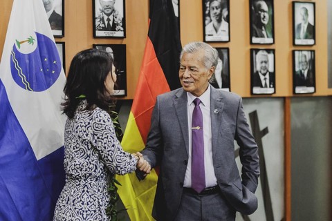 (L-R) Annalena Baerbock (Buendnis 90/Die Gruenen), Federal Foreign Minister, and Henry Puna,