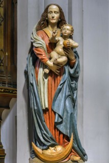 Figure of the Virgin Mary with baby Jesus, Church of St Martin, Kaufbeuern, Allgaeu, Swabia,