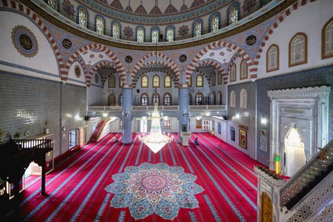 Avlusunda mosque, Prayer room, Sanliurfa, Turkey, Asia