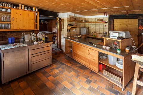 Interior, kitchen of the Naturalpe NaturaGemstel-Schoenesboden-Alpe, Gemsteltal, Mittelberg,
