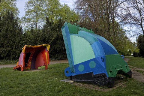 Painted excavator shovels in the municipal park, artist Guenther Cremers, Grevenbroich, Lower