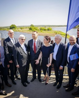 Annalena Baerbock (Alliance 90/The Greens), Federal Foreign Minister, walks across the Europe