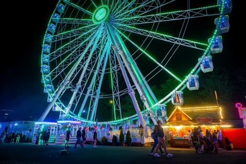 Spring Festival of the Dresden Showmen on the fairgrounds at the Marienbruecke, Dresden, Saxony,