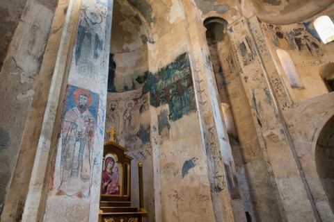 10th century Akdamar Armenian Church of the Holy Cross, Interior, Akdamar Island, Turkey, Asia