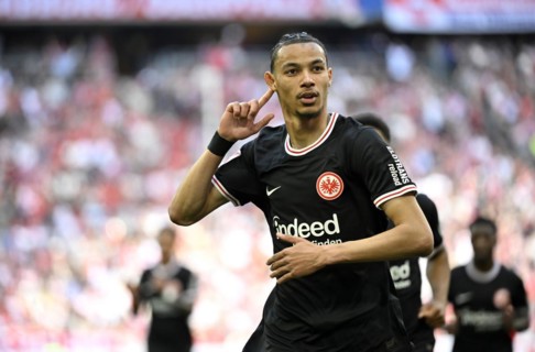 Goal celebration, cheering, Hugo Ekitike Eintracht Frankfurt SGE (11) Gesture, gesture, Allianz