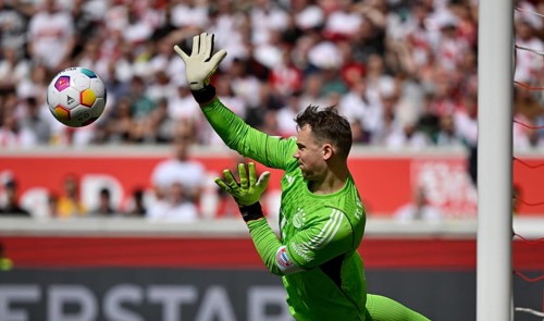 Parade, brilliant save, action, goalkeeper Manuel Neuer FC Bayern Muenchen FCB (01) MHPArena, MHP