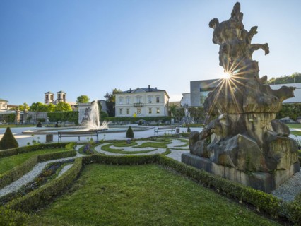 Statue in Mirabell Gardens, fountain, Sun Star, Salzburg, Austria, Europe