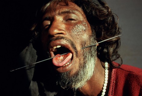 Fakir, piercing the cheek, portrait, man, muslim, ajmer, rajasthan, India, Asia