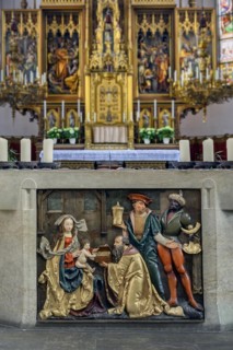 Main altar with half relief of Mary, Infant Jesus, Three Kings, St Martin's Church, Kaufbeuern,