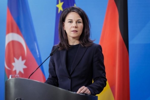 Annalena Baerbock (Alliance 90/The Greens), Federal Foreign Minister, and Mukhtar Babayev (not