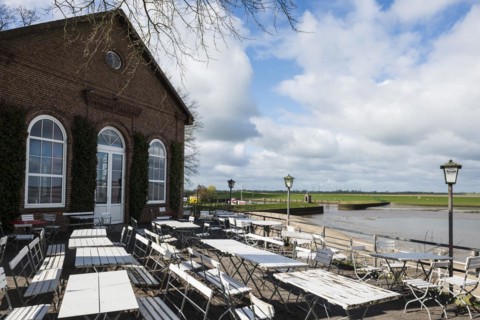 Beer garden by the sea, Altes spa hotel, Dangast, Jade Bay, North Sea, Lower Saxony, Germany,