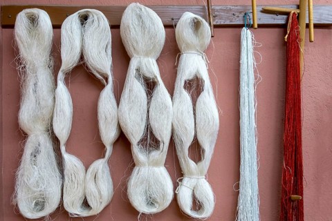 Silk yarns, carpet yarns in a carpet factory, Turkey, Asia