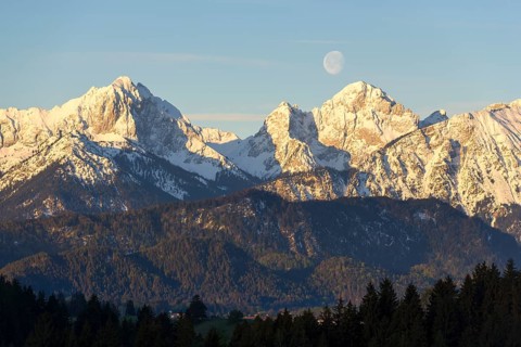 Allgaeu Alps, view from Hegratsrieder See, snow, dawn, moon, Allgaeu, Bavaria, Germany, Europe