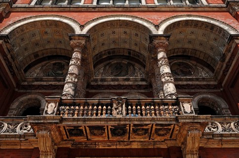 Gallery of the Victoria & Albert Museum (detail) seen from the inner courtyard, 1-5 Exhibition Rd,