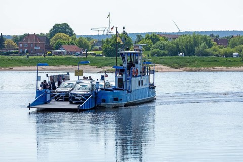 Elbe ferry, Elbe, Neu Bleckede, Bleckede, Lower Saxony, Germany, Europe