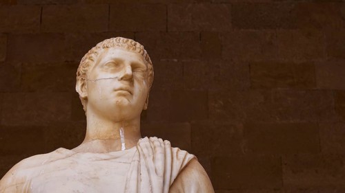 Marble bust of a man from antiquity with sharply cut facial features, head from the 1st century BC,