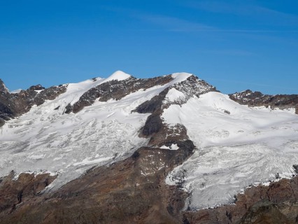 View from the Kreuzspitze to the Simonyspitzen with the glaciers Maurerkees and Simonykees, Hohe