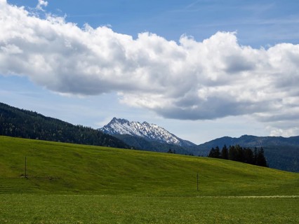 Cloudy mood over mountain peak, Kammspitze, near Bad Mitterndorf, Styria, Austria, Europe