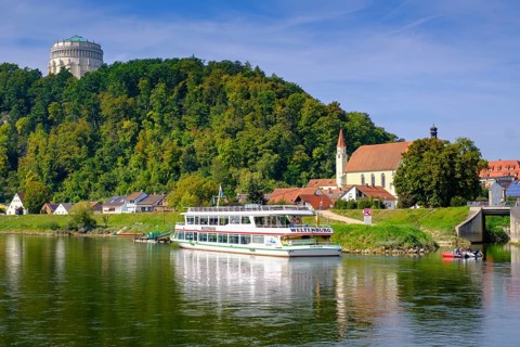 Liberation Hall, excursion boats, Danube navigation, Kelheim on the Danube, Lower Bavaria. Bavaria,