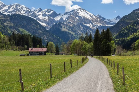 Path in Stillachtal, behind mountains of the Allgaeu Alps, Birgsau, near Oberstdorf, Oberallgaeu,