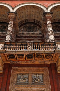 Gallery of the Victoria & Albert Museum (detail) seen from the inner courtyard, 1-5 Exhibition Rd,