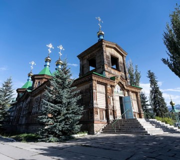 Russian Orthodox Church Cathedral of the Holy Trinity, wooden church with green spires, Karakol,