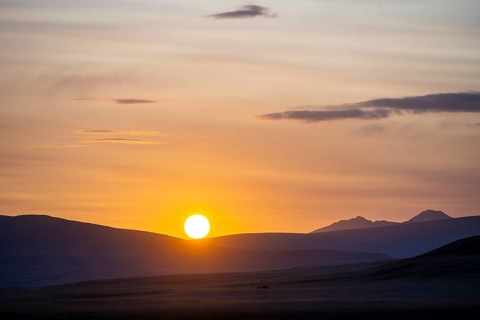 Sunrise over the high plateau, Sary Tash Valley, Kyrgyzstan, Asia