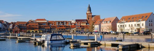 Town panorama with town harbour on Lake Mueritz, St. Mary's Church, Waren, Mueritz, Mecklenburg