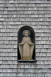 Shingle facade with Madonna figure, Swabia, Bavaria, Germany, Europe