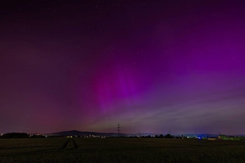 After several solar storms (solar flares), so-called auroras can be seen in the sky throughout