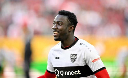 Silas Katompa Mvumpa VfB Stuttgart (14) portrait, smiles, laughs, WWK Arena, Augsburg, Bavaria,