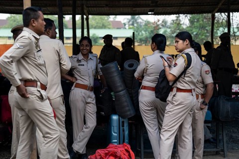 Barpeta, India. 6 May 2024. Police personnels arrives with luggage to leave for allocated polling