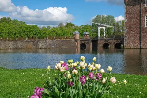 Castle bridge, drawbridge, Anholt Castle, moated castle, Isselburg, Muensterland, North