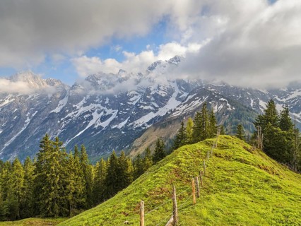 View of the Hoher Goell from the Ahornbuechsenkopf, mountains in the fog, snow-covered mountains,