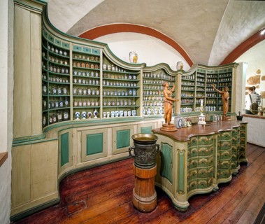 Monastery pharmacy of the Benedictine monastery in Schwarzach, German Pharmacy Museum in Heidelberg