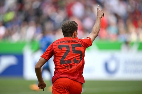Goal celebration Thomas Mueller FC Bayern Muenchen FCB (25) PreZero Arena, Sinsheim,
