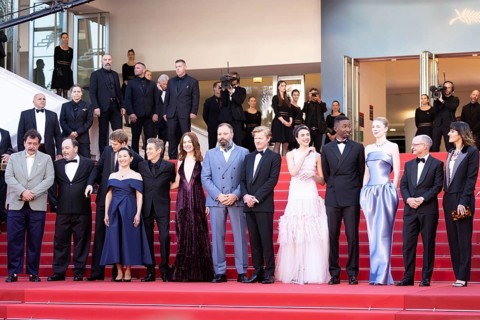 Cannes, France, 17.5.2024: Joe Alwyn, Hong Chau, Willem Dafoe, Emma Stone, Yorgos Lanthimos, Jesse