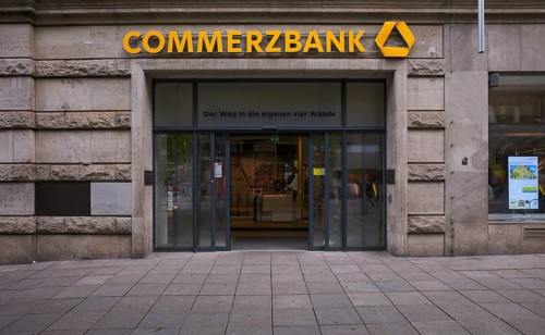 Commerzbank branch, lettering, logo, pedestrian zone, Koenigsstrasse, Stuttgart,