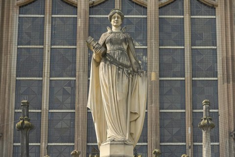 Justitia, District Court Wedding, Brunnenplatz, Gesundbrunnen, Mitte, Berlin, Germany, Europe